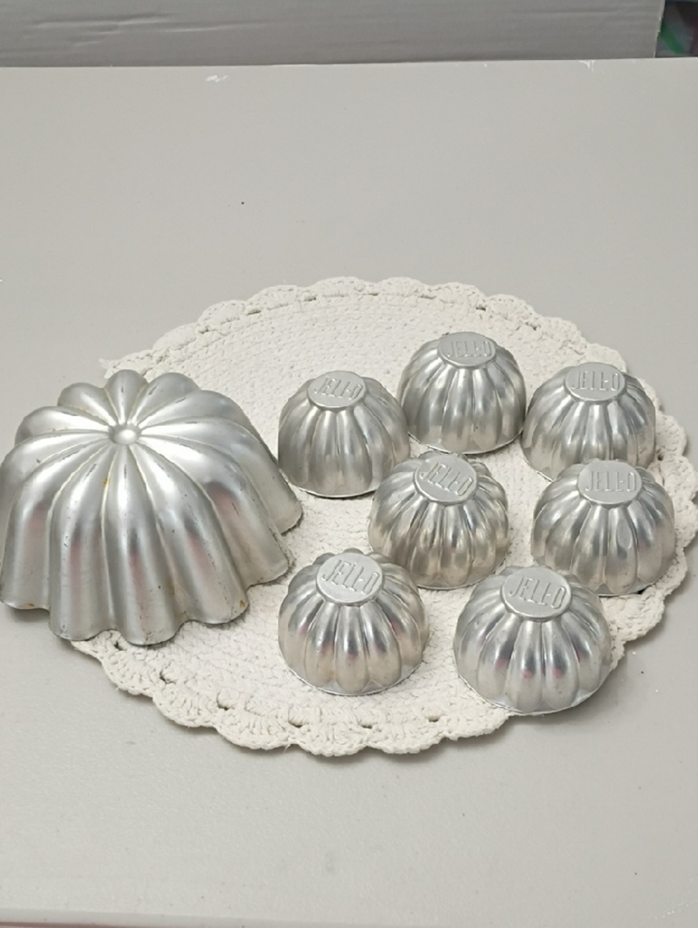Classic Jell-O Aluminum Mold and Mini Mold Set in Silver